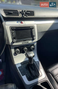 Купе Volkswagen CC / Passat CC 2010 в 