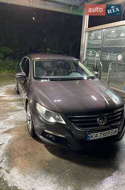 Купе Volkswagen CC / Passat CC 2009 в 