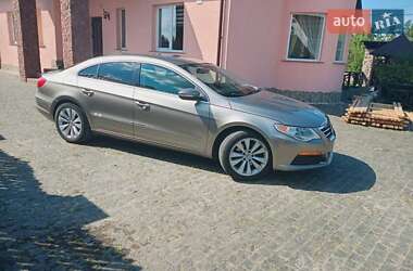 Купе Volkswagen CC / Passat CC 2011 в 