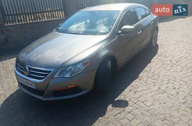 Купе Volkswagen CC / Passat CC 2011 в 