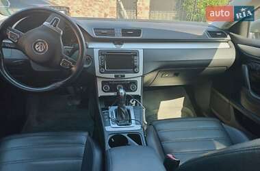 Купе Volkswagen CC / Passat CC 2011 в 