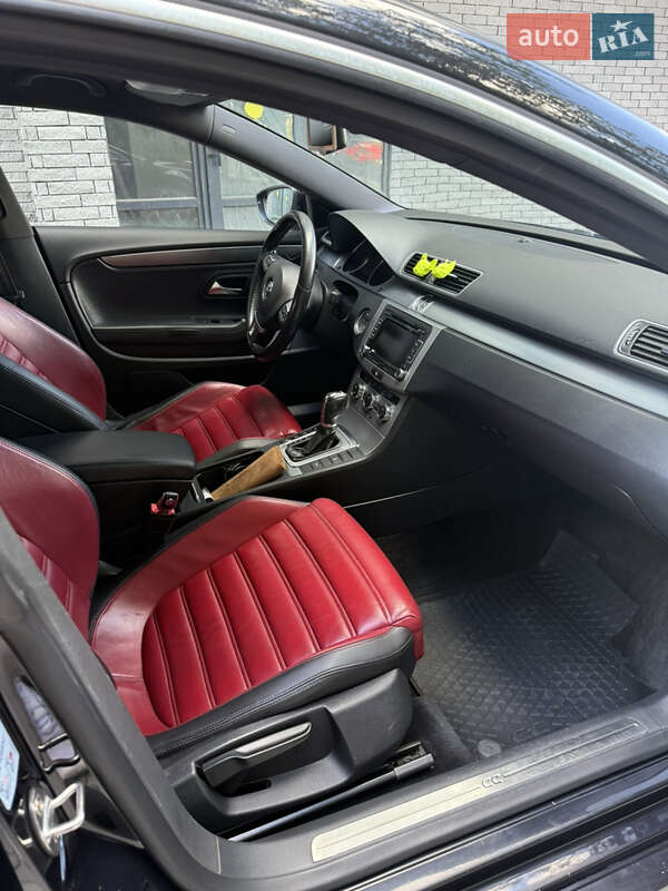 Купе Volkswagen CC / Passat CC 2012 в Хмельницком