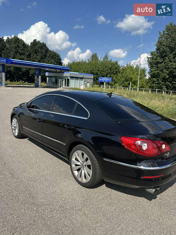 Купе Volkswagen CC / Passat CC 2012 в Городне