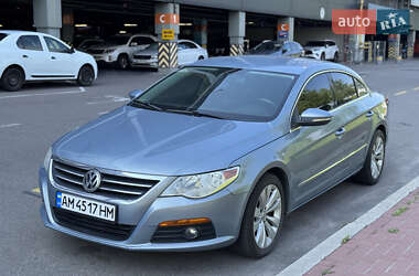 Купе Volkswagen CC / Passat CC 2010 в 