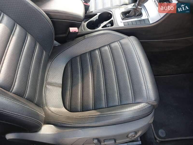 Купе Volkswagen CC / Passat CC 2011 в Одессе