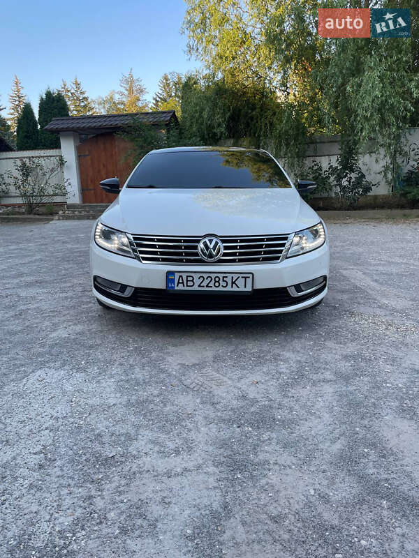 Купе Volkswagen CC / Passat CC 2013 в Шаргороді
