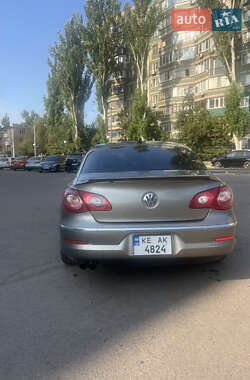 Купе Volkswagen CC / Passat CC 2010 в 