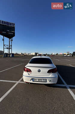 Купе Volkswagen CC / Passat CC 2012 в 