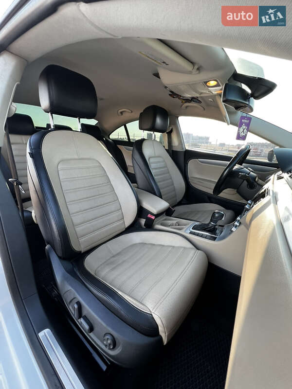 Купе Volkswagen CC / Passat CC 2012 в Одессе