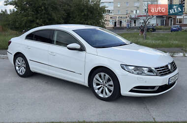 Купе Volkswagen CC / Passat CC 2012 в 