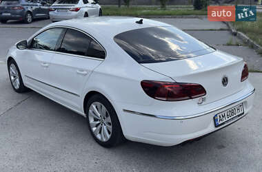 Купе Volkswagen CC / Passat CC 2012 в 