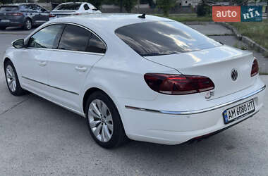 Купе Volkswagen CC / Passat CC 2012 в 