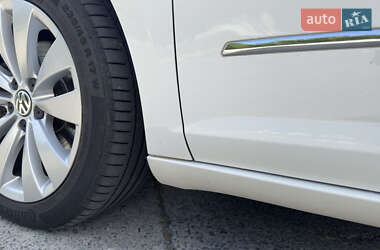 Купе Volkswagen CC / Passat CC 2012 в 