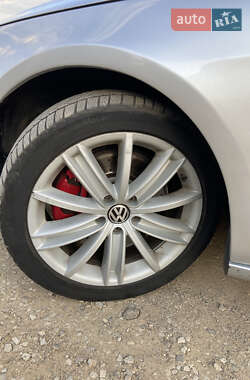 Купе Volkswagen CC / Passat CC 2012 в 