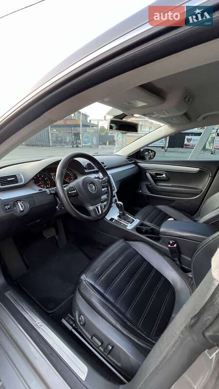 Купе Volkswagen CC / Passat CC 2012 в Шепетівці