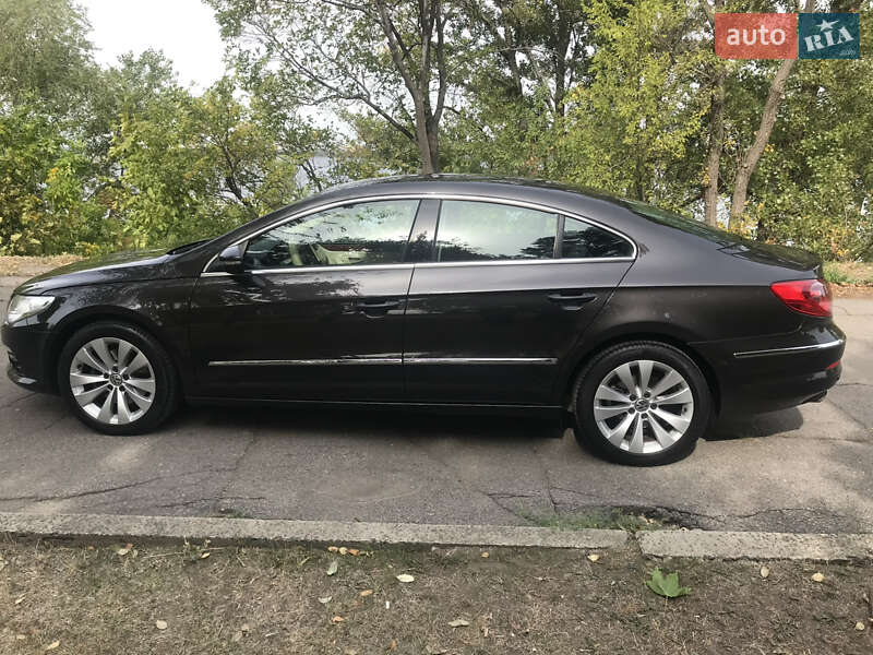 Купе Volkswagen CC / Passat CC 2008 в Днепре