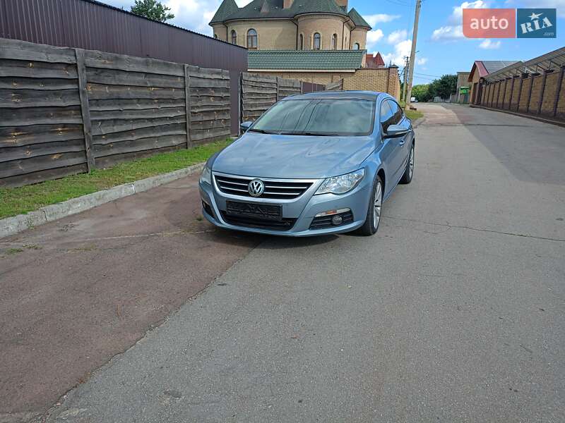 Купе Volkswagen CC / Passat CC 2011 в Конотопе
