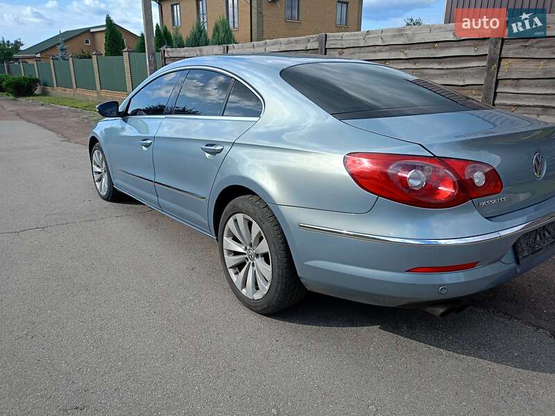 Купе Volkswagen CC / Passat CC 2011 в Конотопе