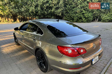 Купе Volkswagen CC / Passat CC 2010 в  фото 16 Купе Volkswagen CC / Passat CC 2010 в