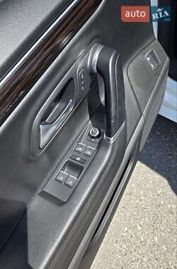 Купе Volkswagen CC / Passat CC 2014 в 