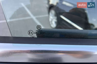 Купе Volkswagen CC / Passat CC 2014 в 