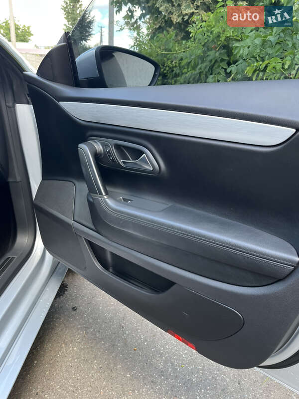 Купе Volkswagen CC / Passat CC 2013 в Харькове