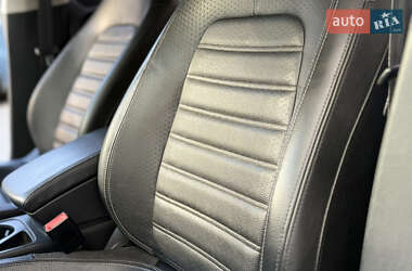 Купе Volkswagen CC / Passat CC 2015 в 