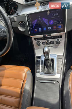 Купе Volkswagen CC / Passat CC 2012 в 