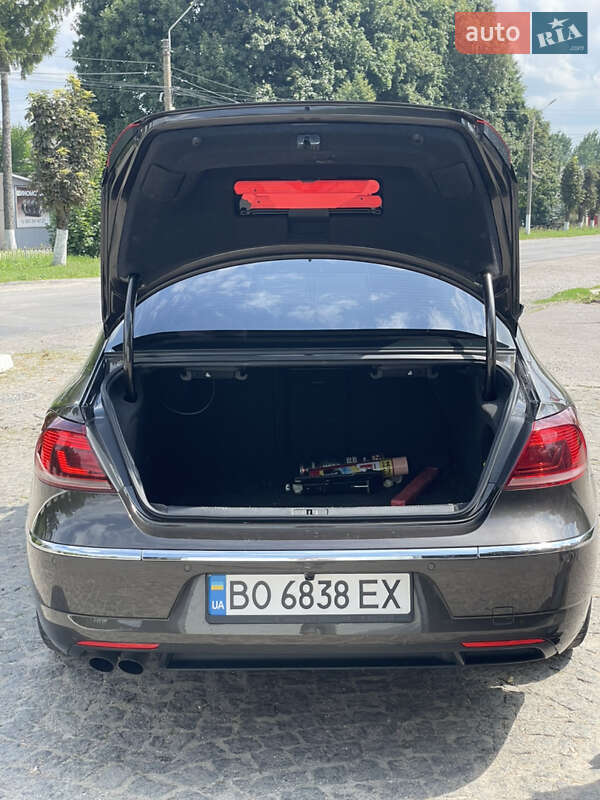 Купе Volkswagen CC / Passat CC 2012 в Тернополе