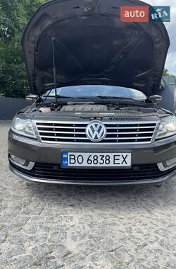 Купе Volkswagen CC / Passat CC 2012 в 