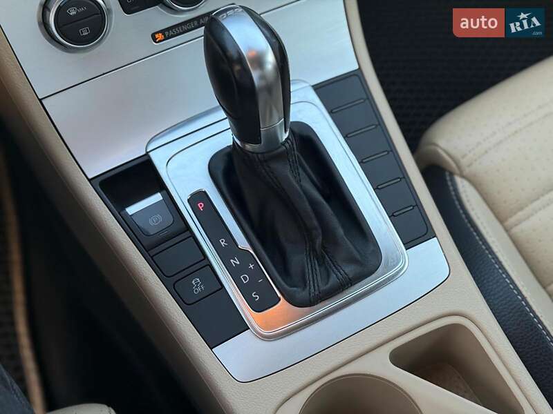 Купе Volkswagen CC / Passat CC 2013 в Одессе