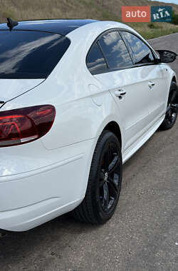 Купе Volkswagen CC / Passat CC 2013 в 