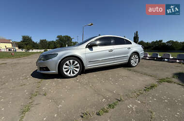 Купе Volkswagen CC / Passat CC 2011 в 