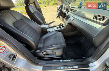 Купе Volkswagen CC / Passat CC 2011 в 