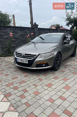 Купе Volkswagen CC / Passat CC 2010 в Ровно