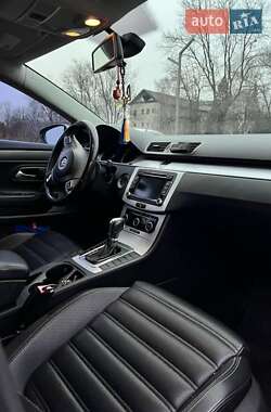 Купе Volkswagen CC / Passat CC 2011 в 