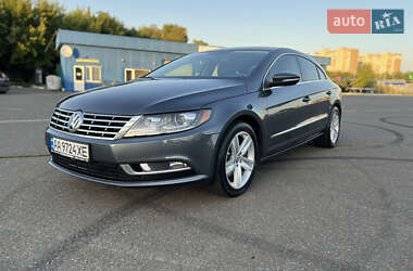 Купе Volkswagen CC / Passat CC 2012 в Києві