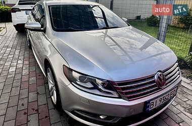 Купе Volkswagen CC / Passat CC 2014 в Києві
