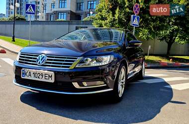 Купе Volkswagen CC / Passat CC 2015 в Киеве