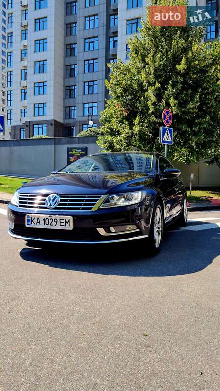 Купе Volkswagen CC / Passat CC 2015 в Киеве