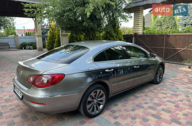 Купе Volkswagen CC / Passat CC 2009 в 