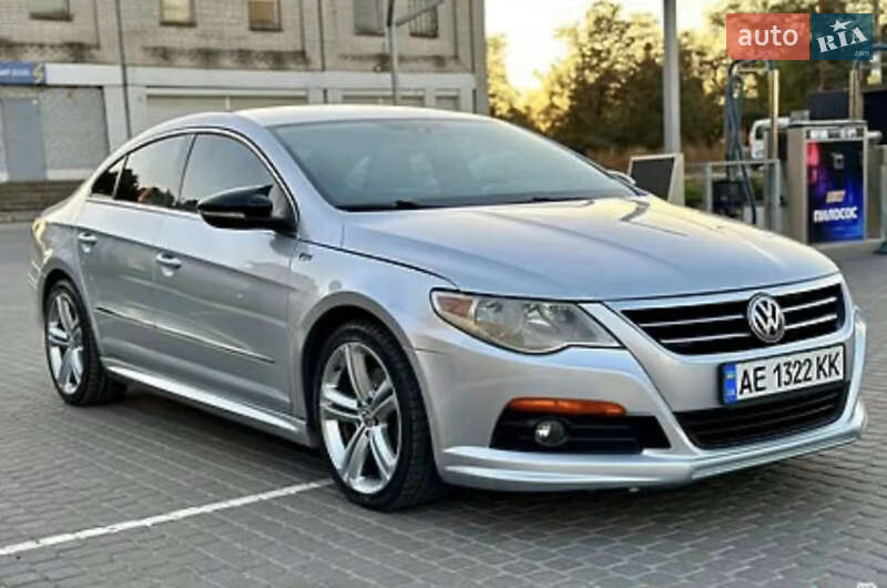 Купе Volkswagen CC / Passat CC 2010 в Сумах