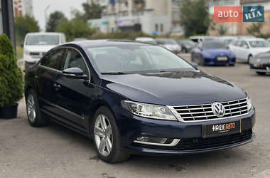 Купе Volkswagen CC / Passat CC 2012 в 