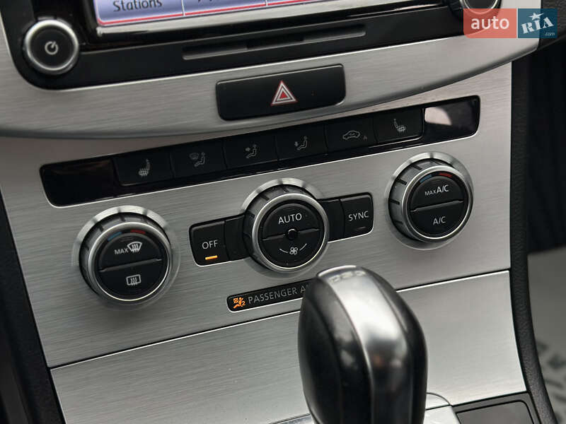 Купе Volkswagen CC / Passat CC 2012 в Шептицькому