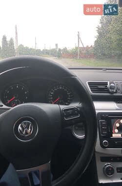 Купе Volkswagen CC / Passat CC 2012 в 