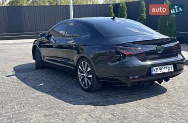 Купе Volkswagen CC / Passat CC 2013 в 