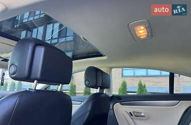 Купе Volkswagen CC / Passat CC 2012 в 