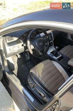Купе Volkswagen CC / Passat CC 2010 в 