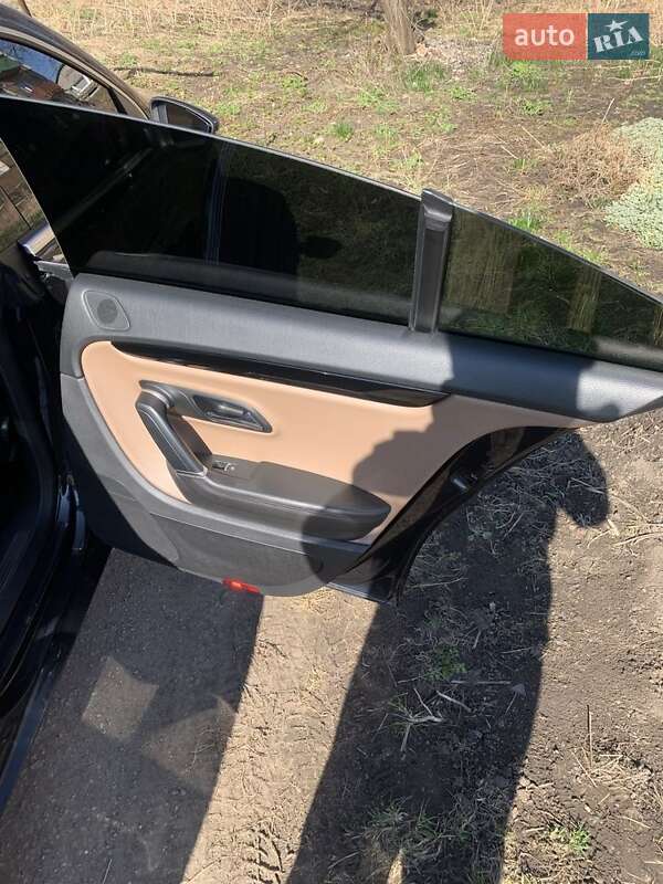 Купе Volkswagen CC / Passat CC 2010 в Красилові