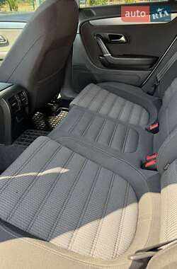 Купе Volkswagen CC / Passat CC 2010 в 